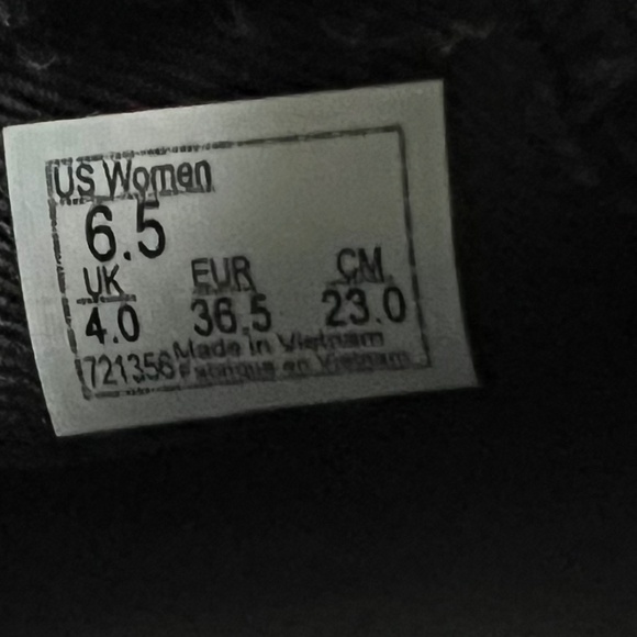 Vans black leather ‘Off The Wall’ slip on sneakers women’s 6.5 NWT - Picture 8 of 15